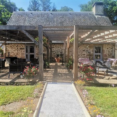 Domaine Des Etangs De Taysse Hotel Espagnac Bagian luar foto