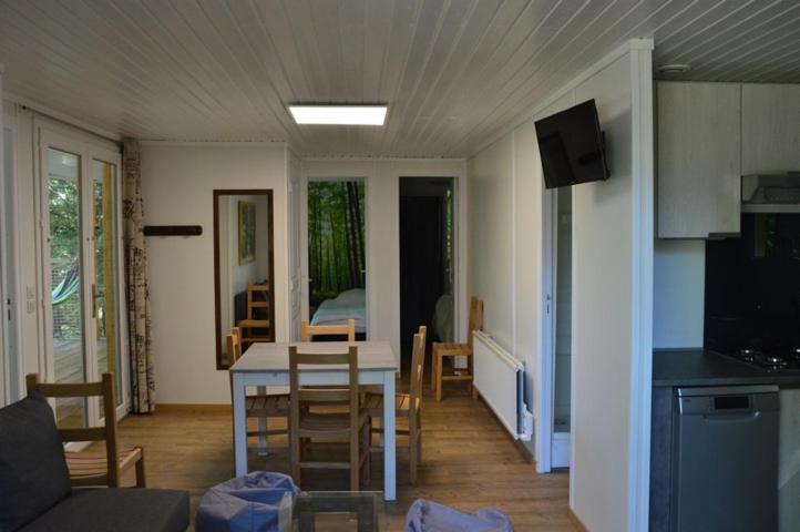 Domaine Des Etangs De Taysse Hotel Espagnac Bagian luar foto