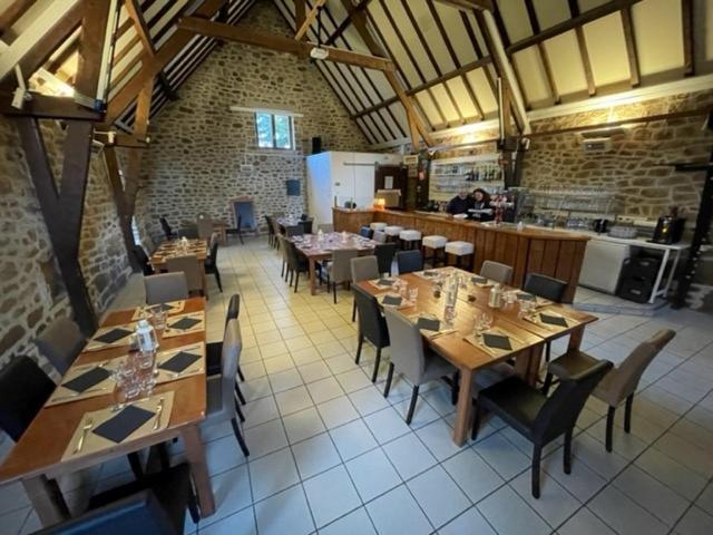 Domaine Des Etangs De Taysse Hotel Espagnac Bagian luar foto